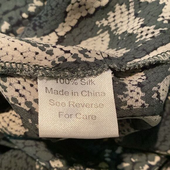 #155 PARKER Silk Blouse - Picture 6 of 6